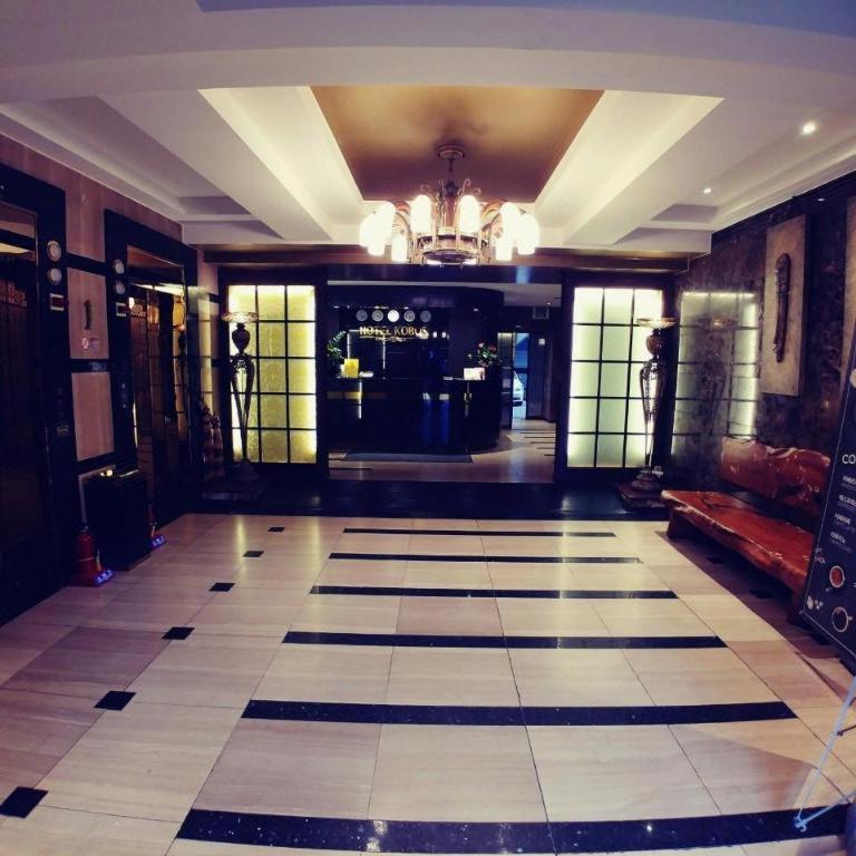Kobos Hotel