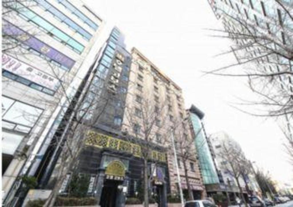 Kobos Hotel