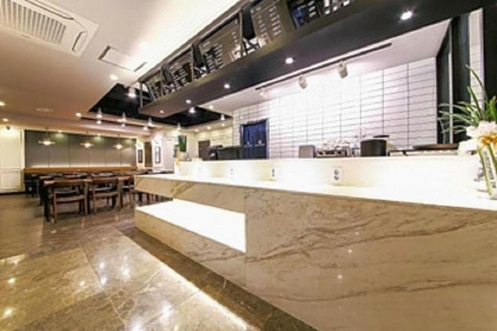Kobos Hotel