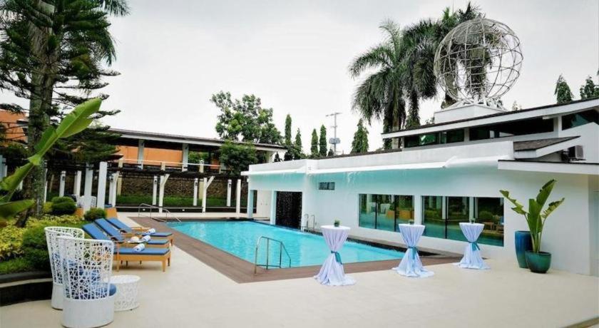 WhiteWoods Convention and Leisure Hotel