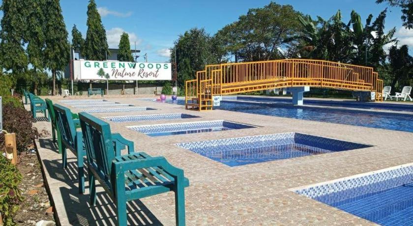 WhiteWoods Convention and Leisure Hotel