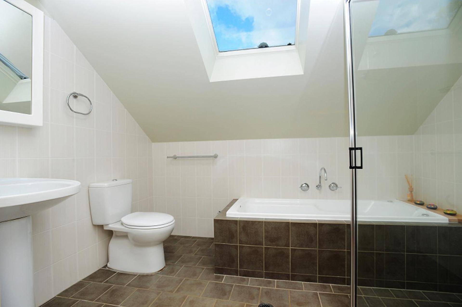 The Black Cockatoo Retreat in Leura
