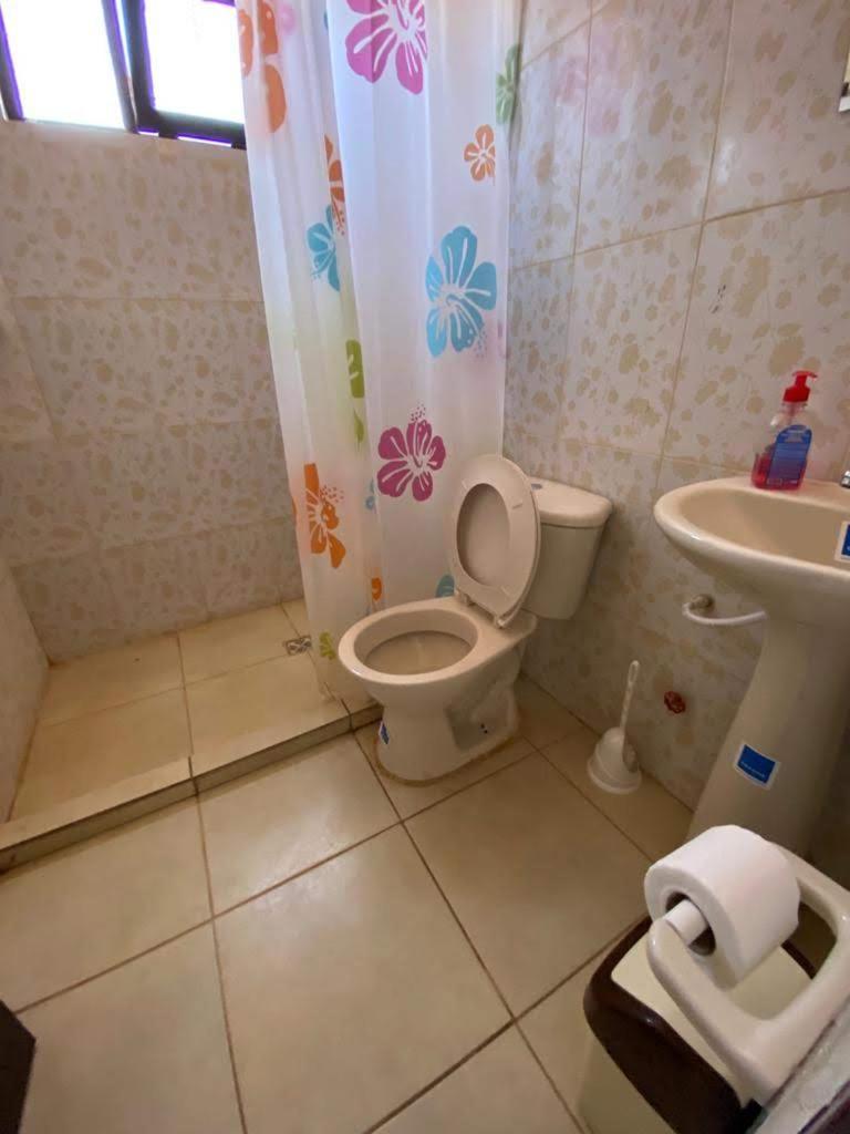 Hostal La Familia