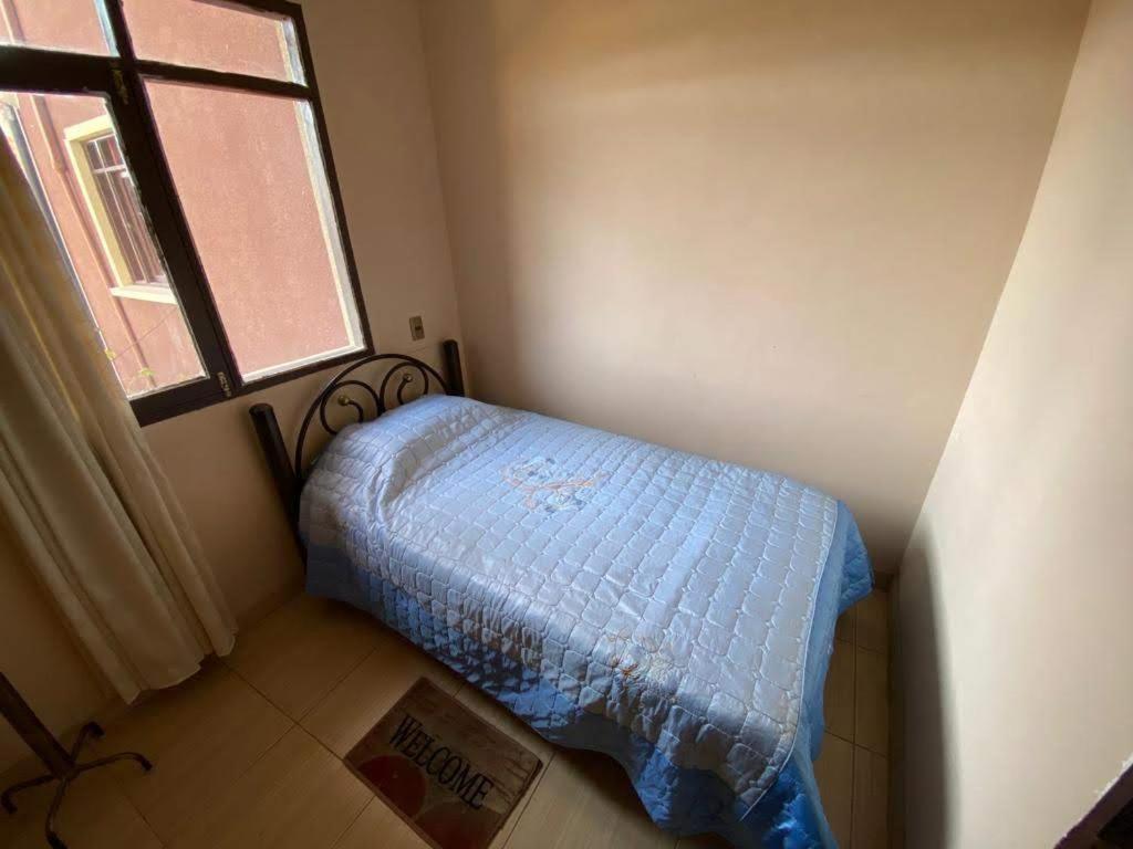 Hostal La Familia