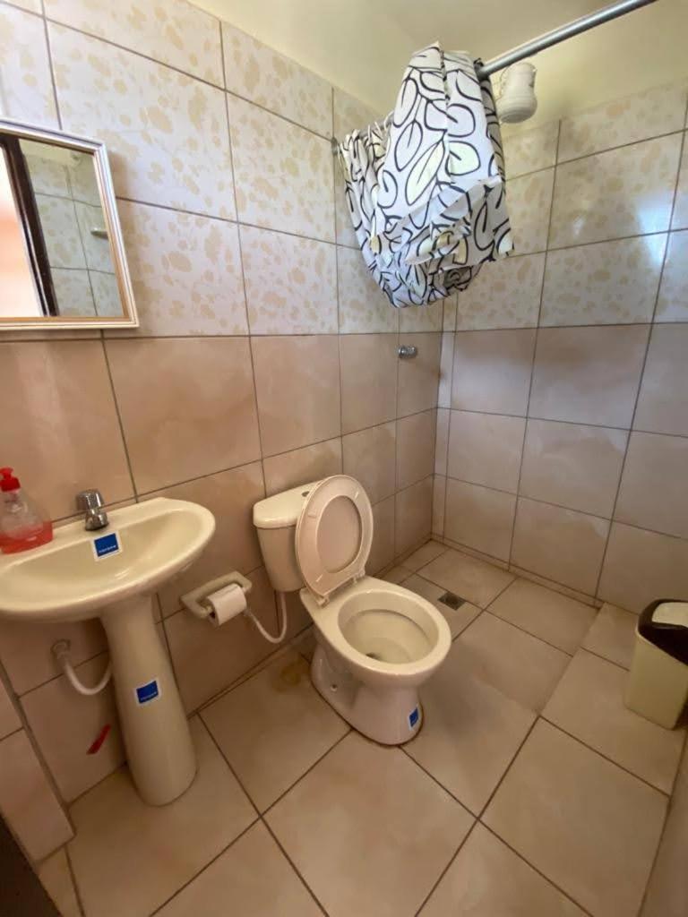 Hostal La Familia