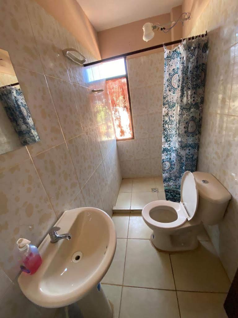 Hostal La Familia
