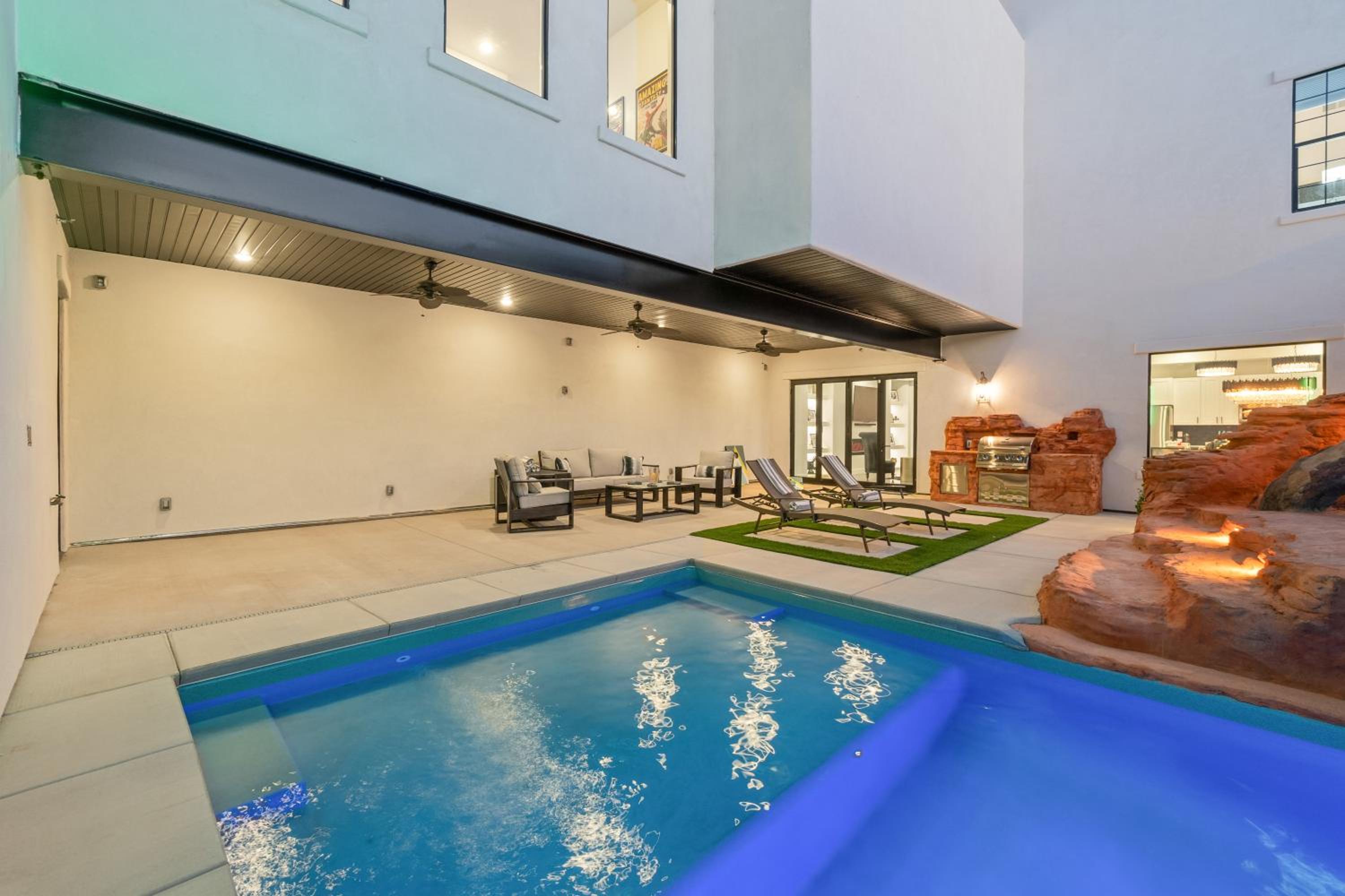 The Hollywood Mansion