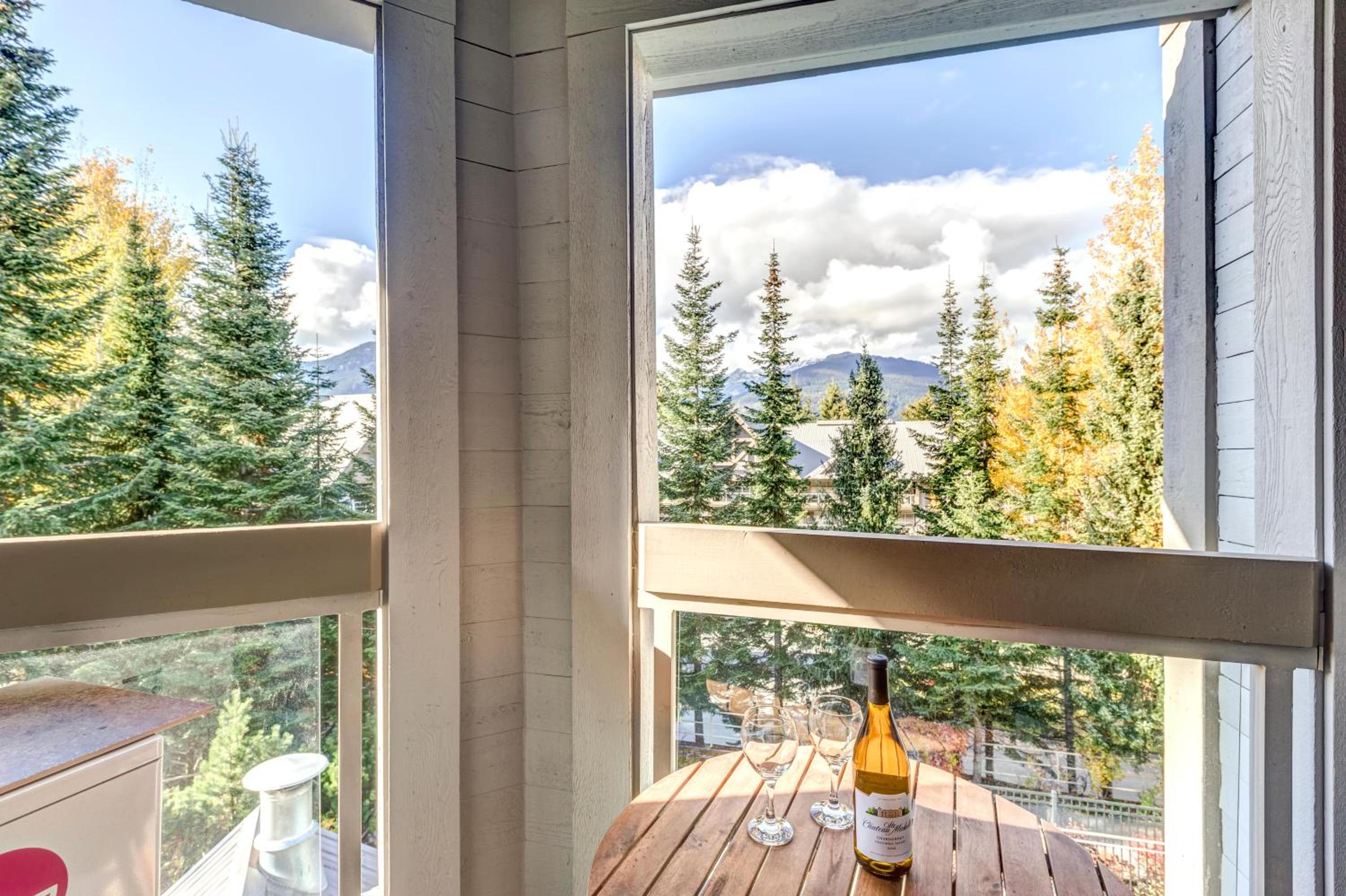 Greystone Lodge 320 Ski-in Out