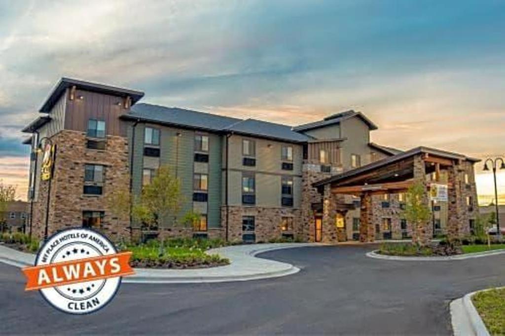 My Place Hotels Chicago West North Aurora view 2