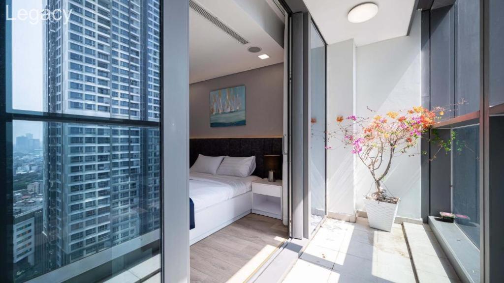 Landmark 81 Legacy Inn