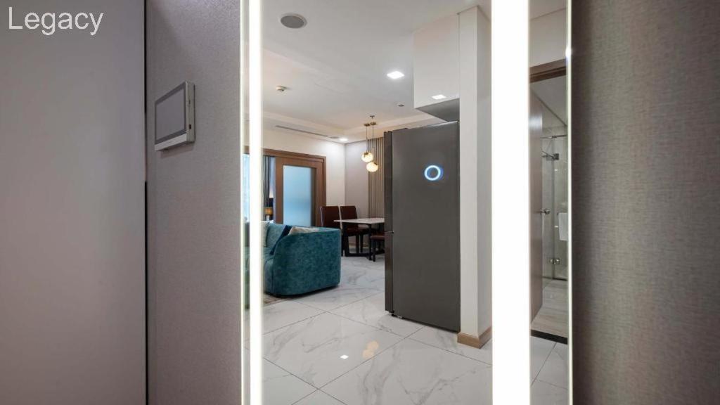 Landmark 81 Legacy Inn