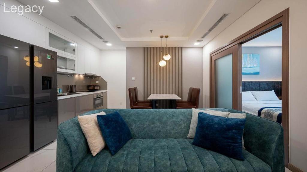 Landmark 81 Legacy Inn