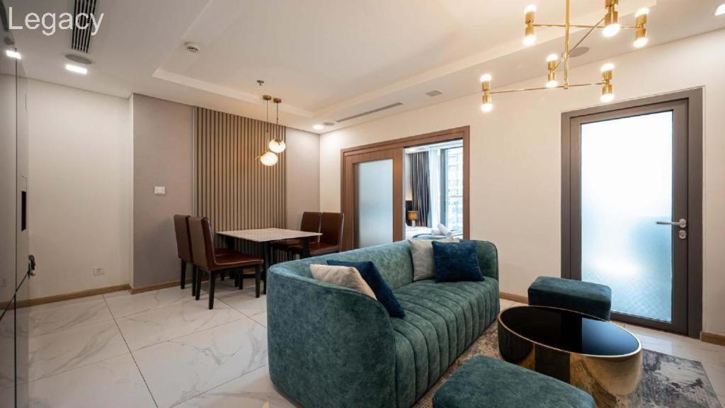 Landmark 81 Legacy Inn