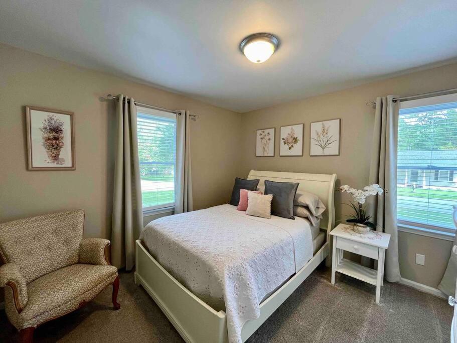 Pine Lovers Retreat Neighboring Fuquay Varina view 5