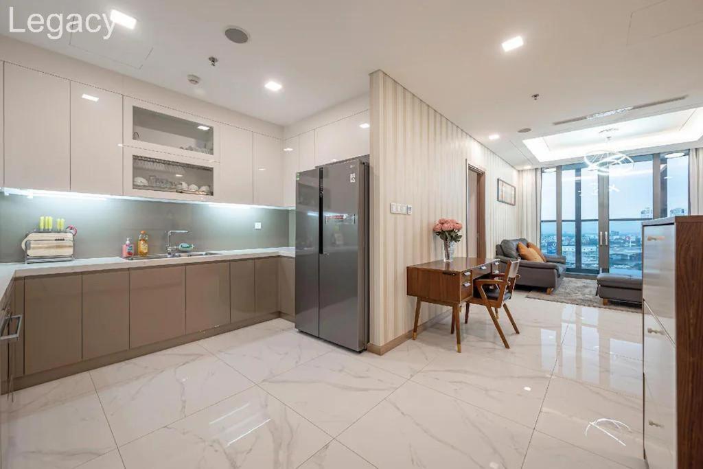 Landmark 81 Legacy Inn