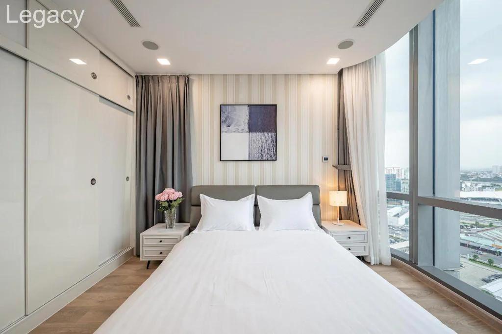 Landmark 81 Legacy Inn