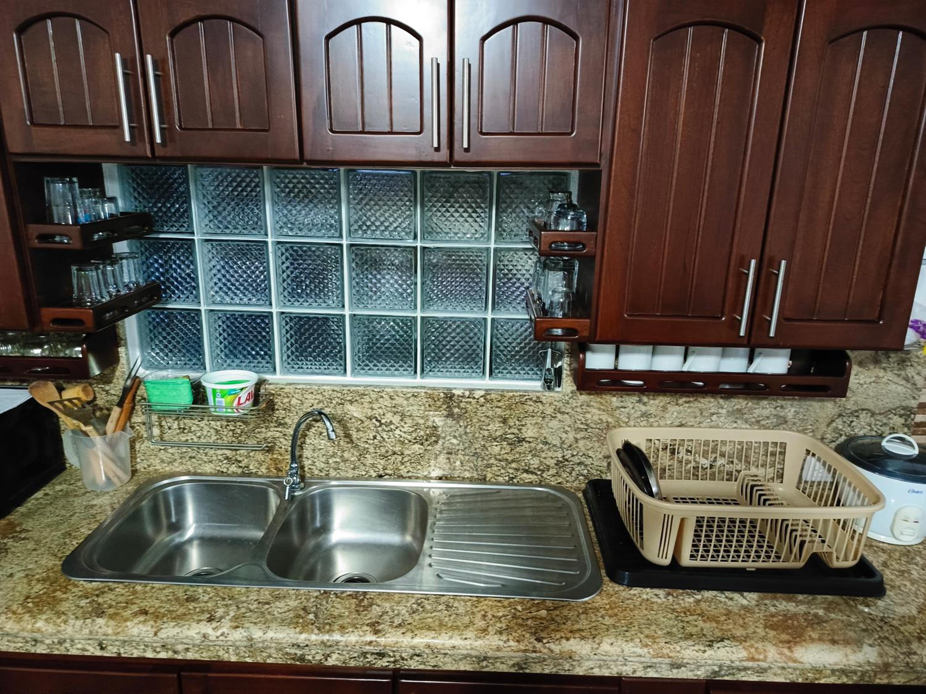 Rooms with private bathroom and kitchen