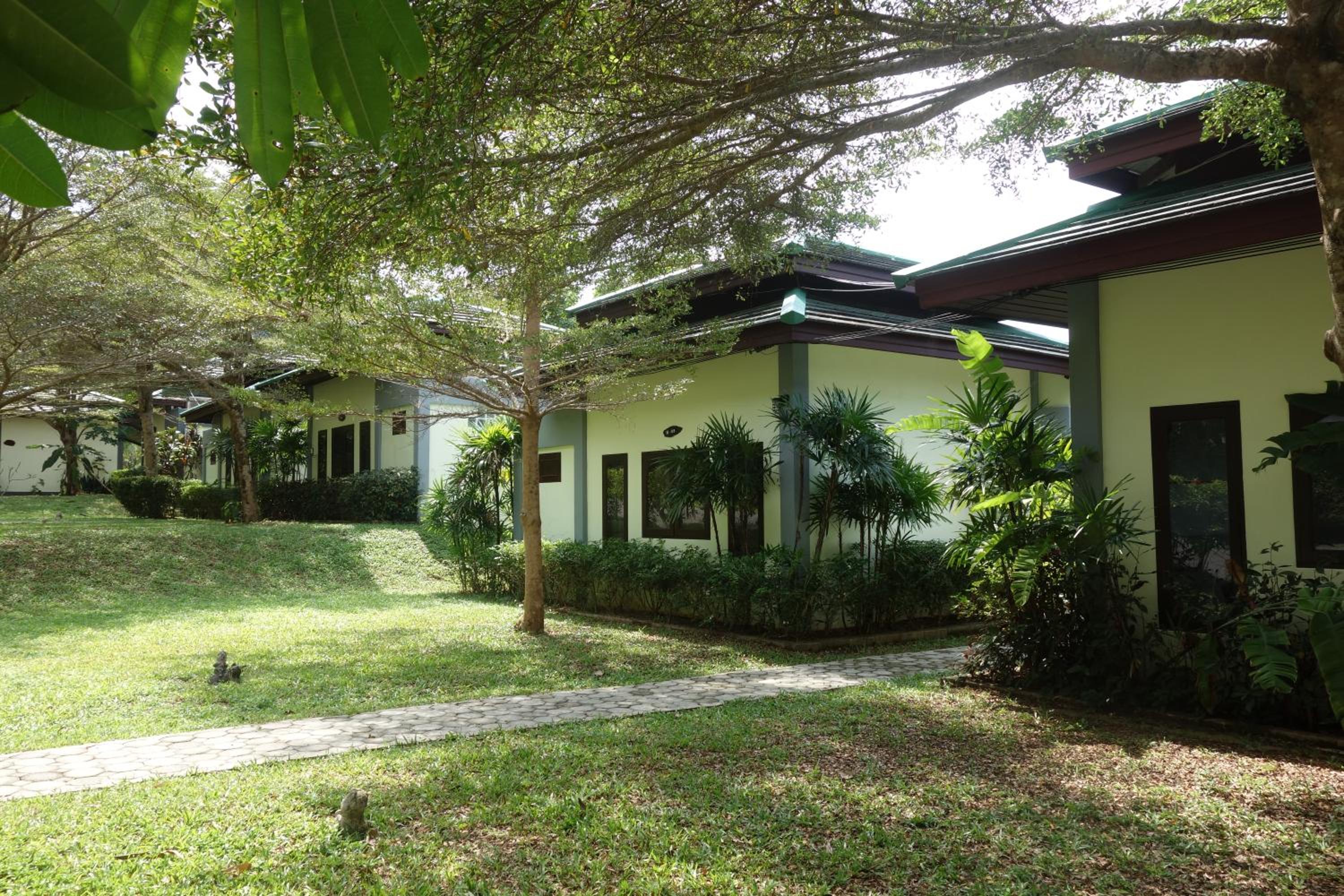 Khaolak Hillside Villa