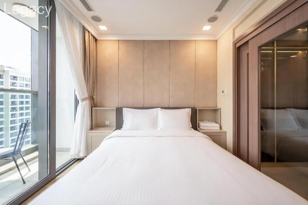 Landmark 81 Legacy Inn