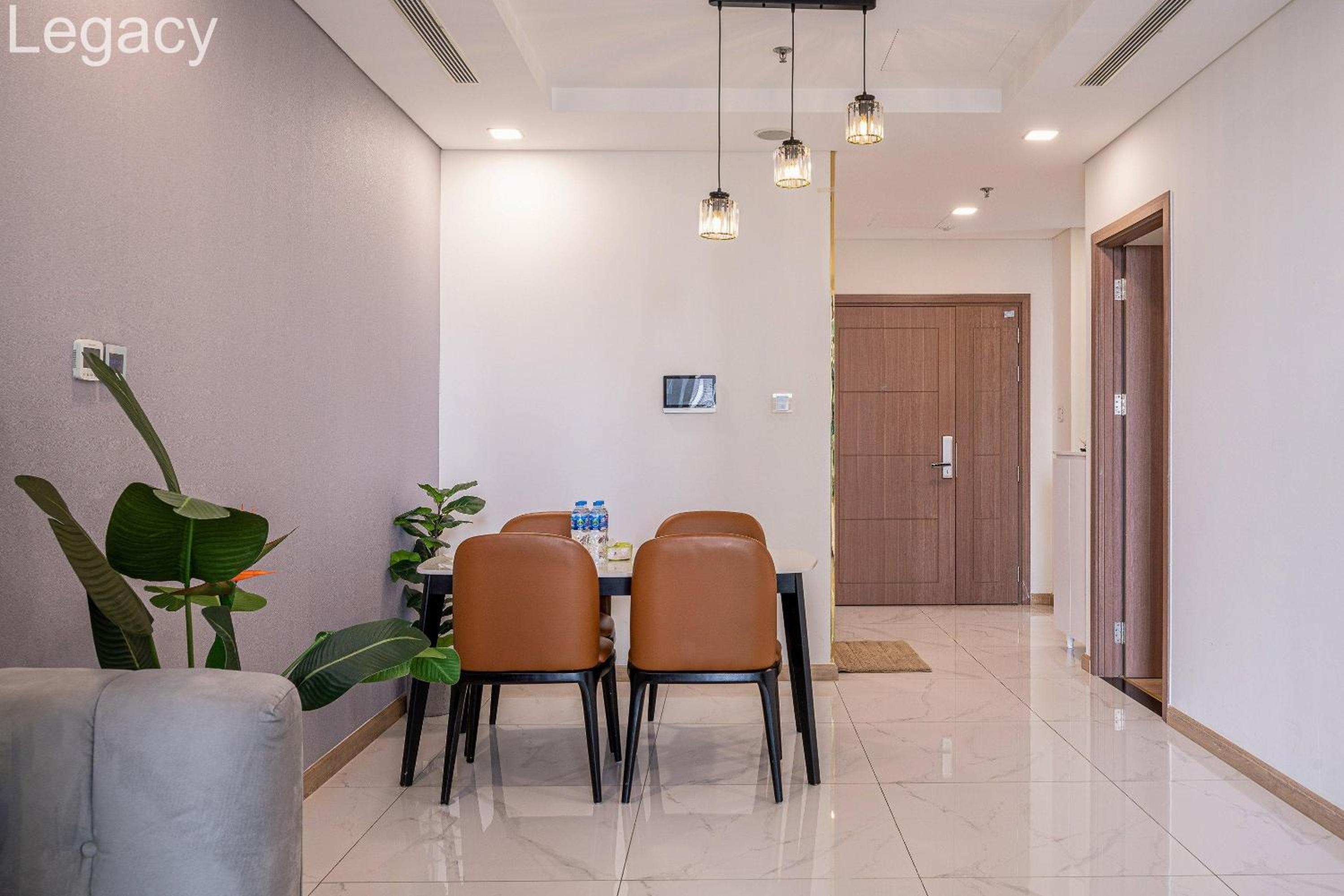 Landmark 81 Legacy Inn