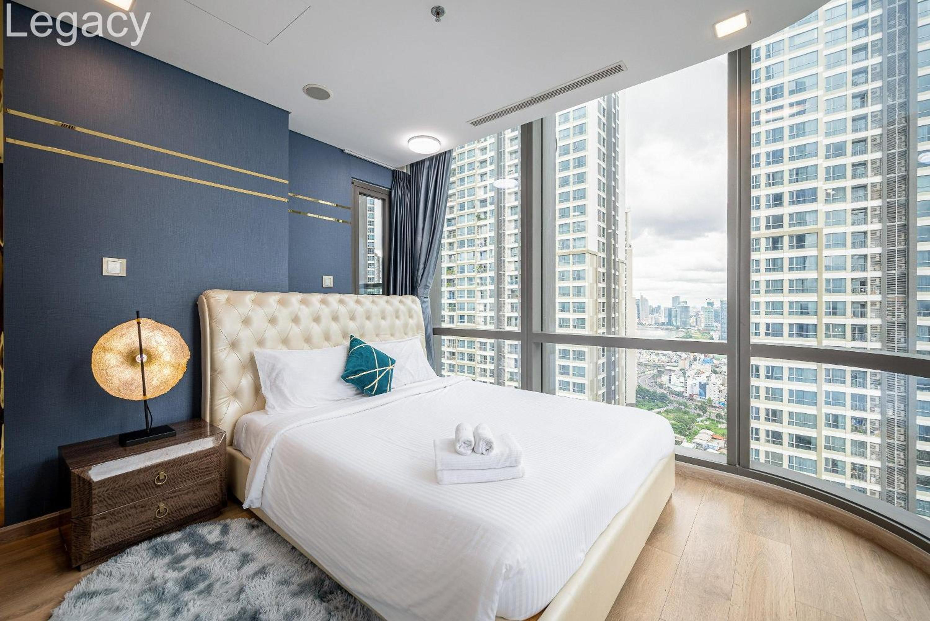 Landmark 81 Legacy Inn