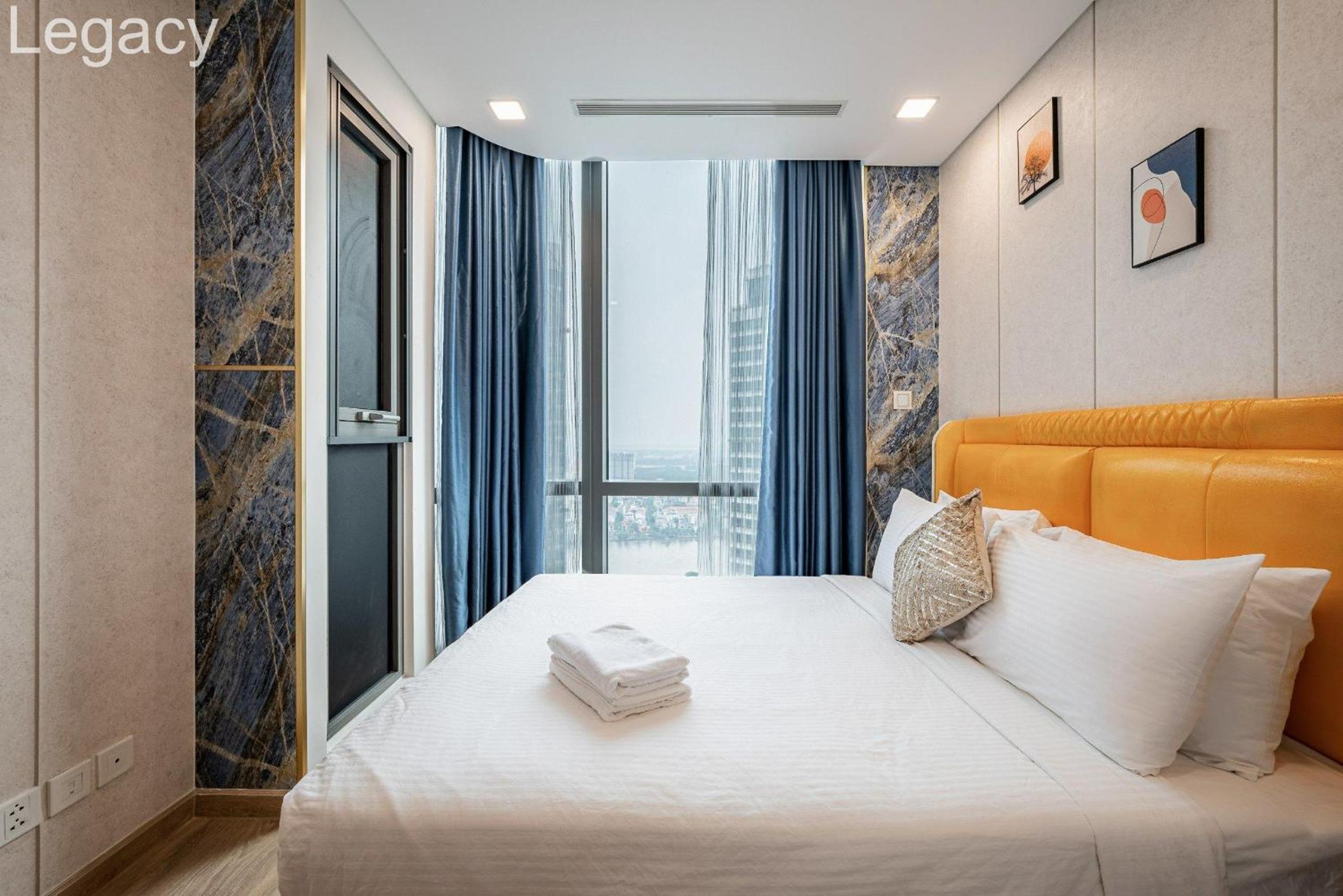 Landmark 81 Legacy Inn