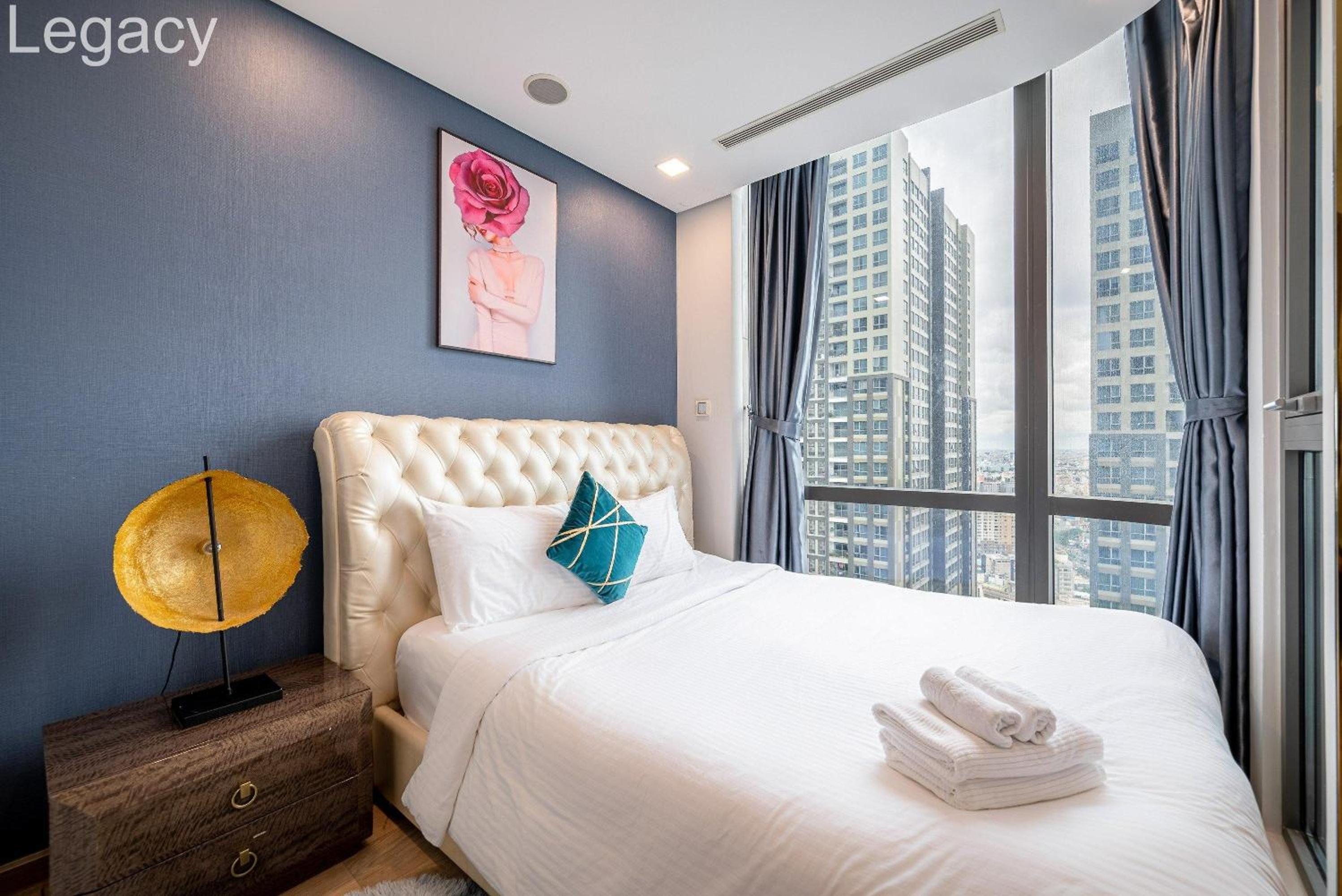Landmark 81 Legacy Inn