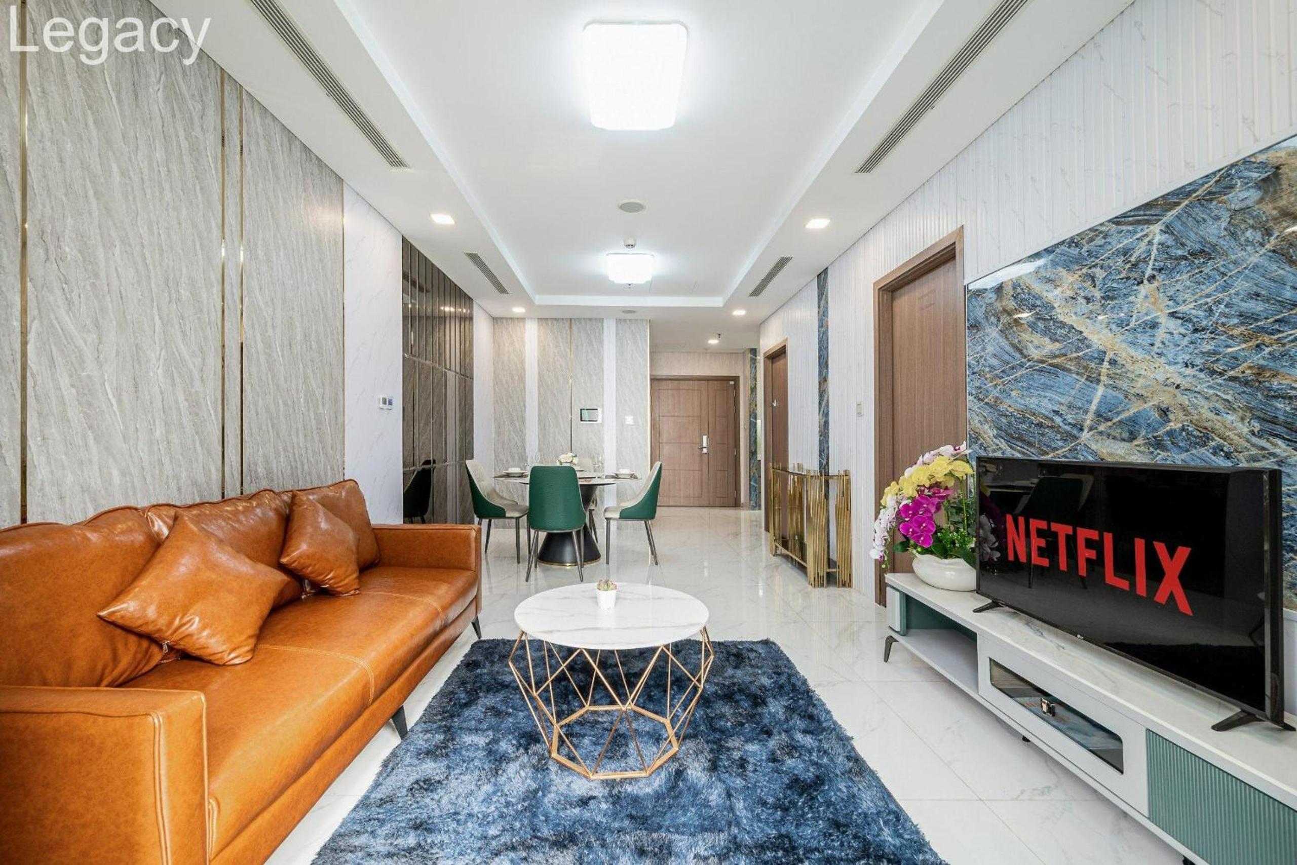Landmark 81 Legacy Inn