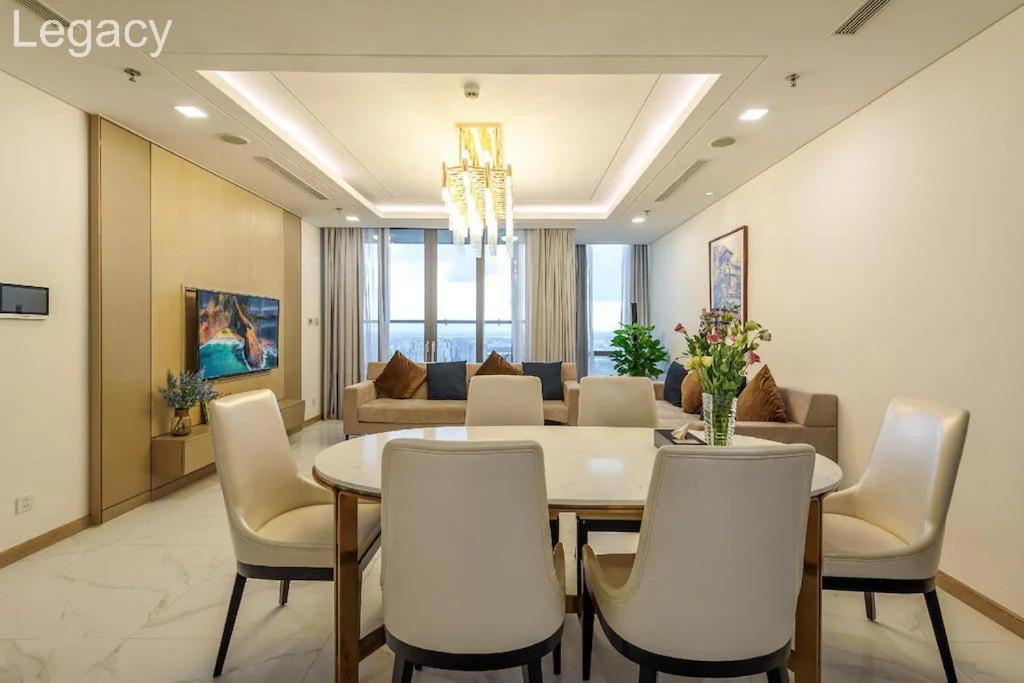 Landmark 81 Legacy Inn