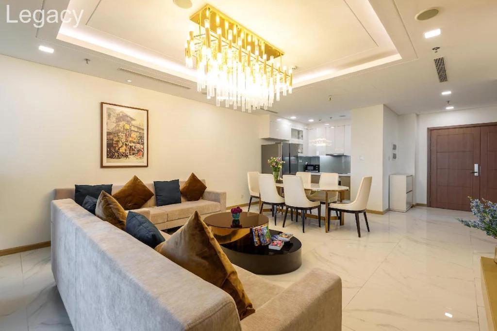 Landmark 81 Legacy Inn
