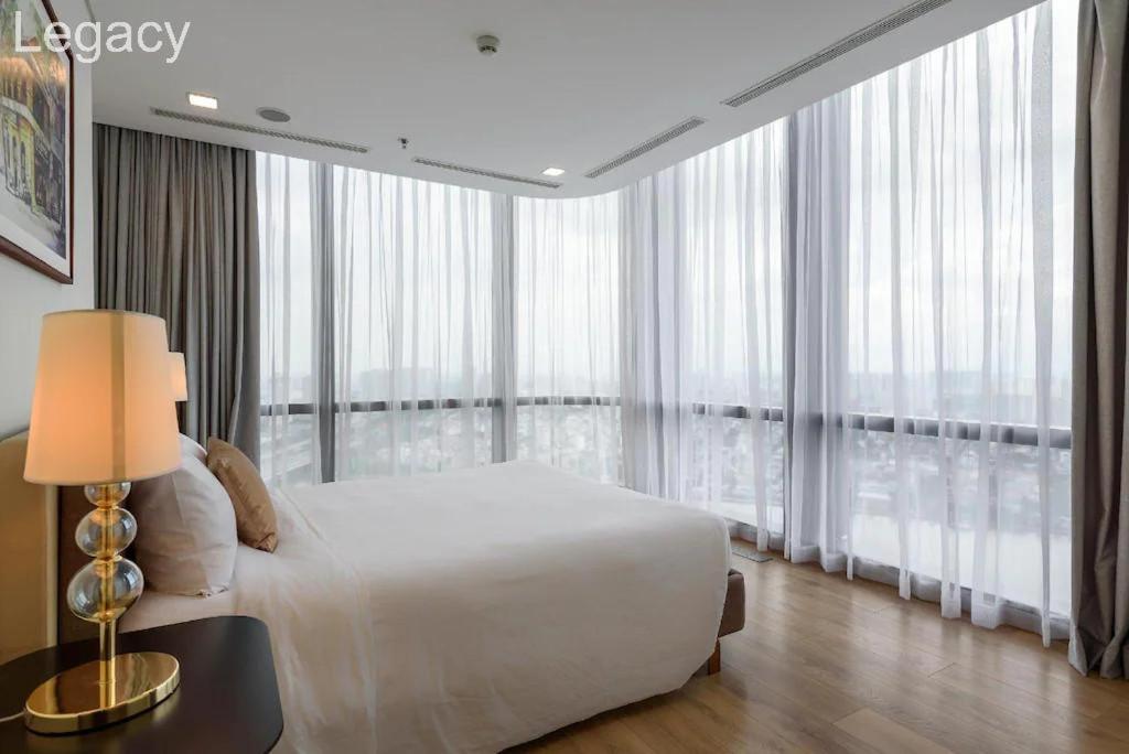 Landmark 81 Legacy Inn