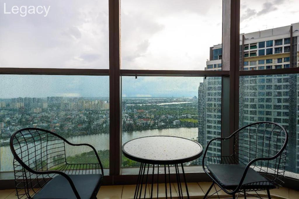 Landmark 81 Legacy Inn