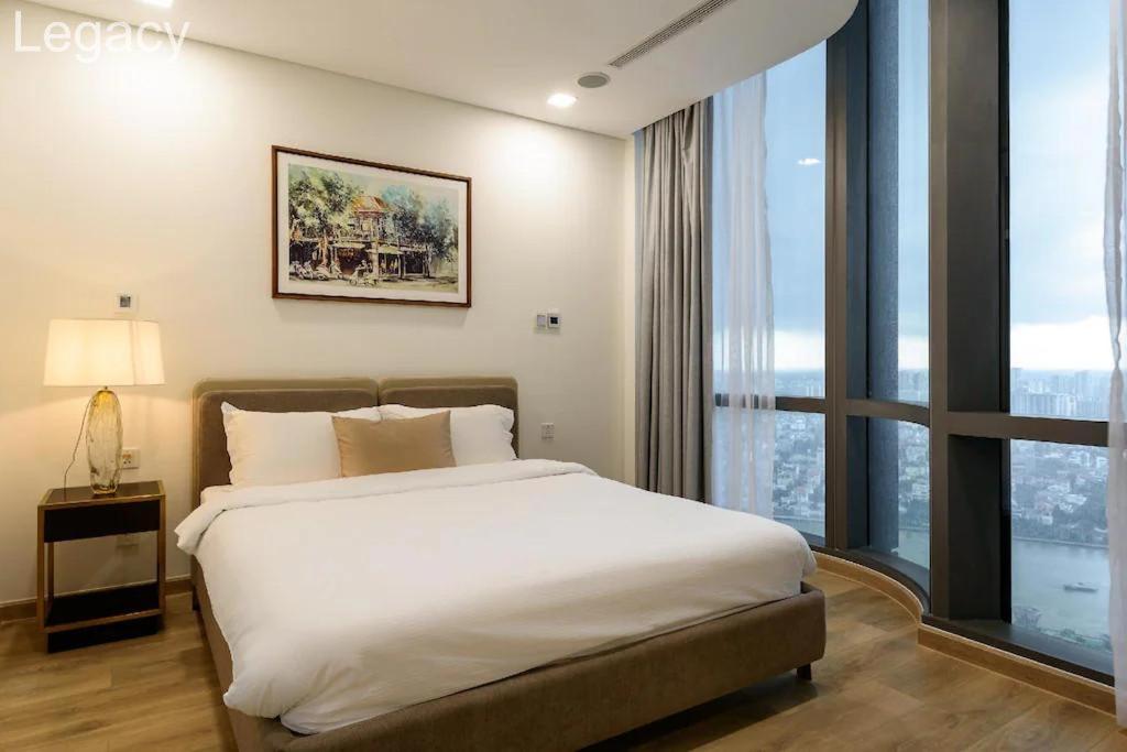 Landmark 81 Legacy Inn