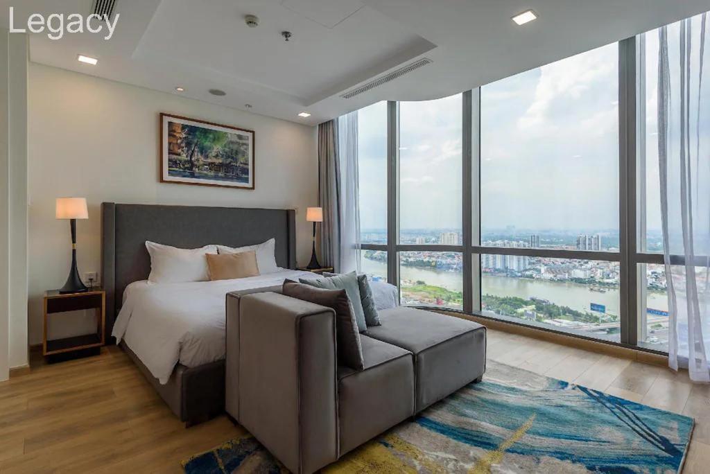 Landmark 81 Legacy Inn