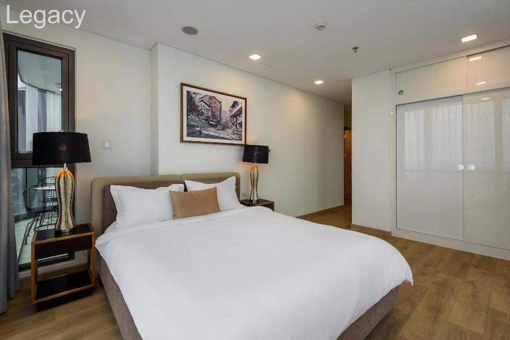 Landmark 81 Legacy Inn