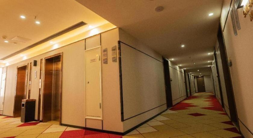Borrman Hotel Zoucheng Huamaowan Mall