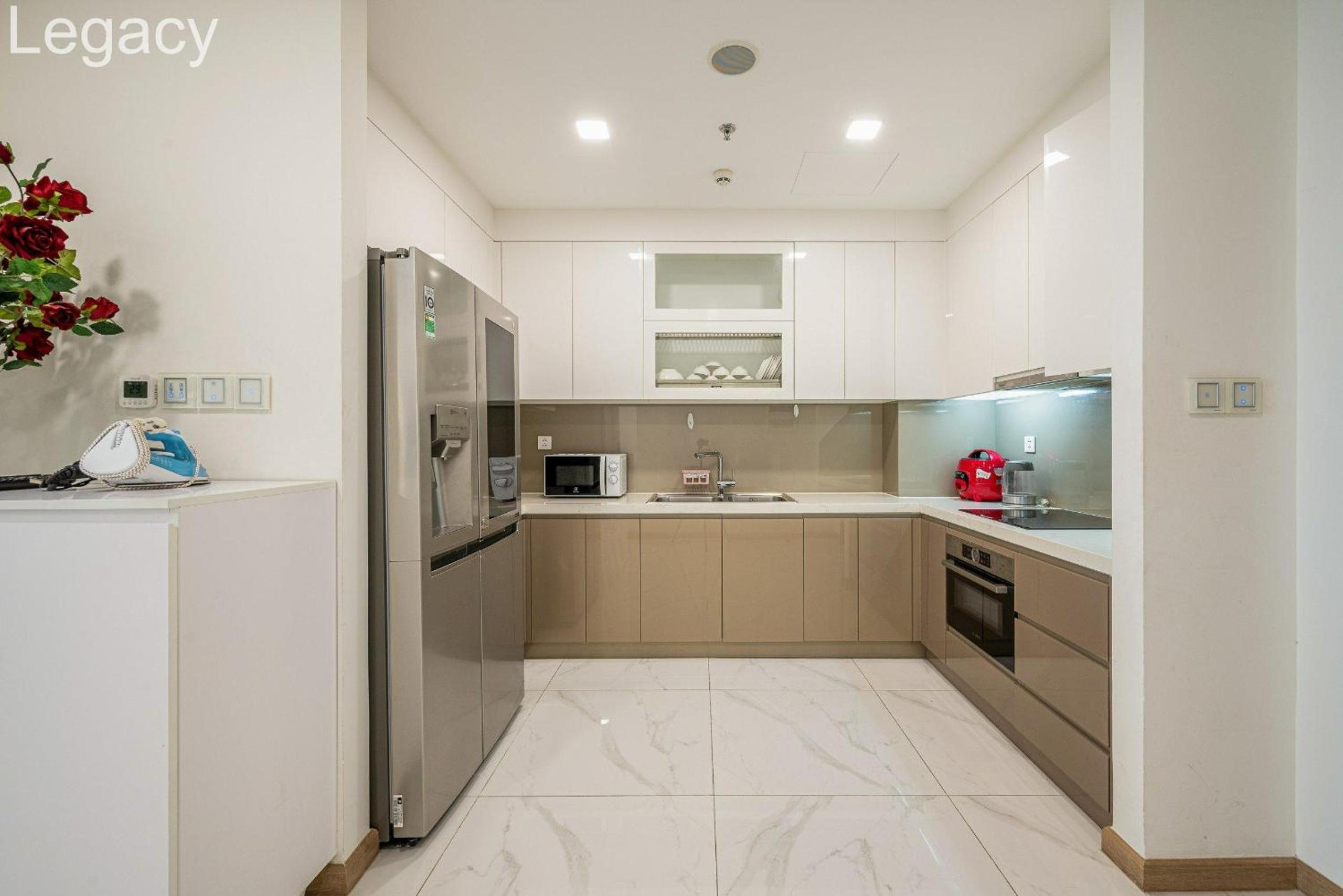 Landmark 81 Legacy Inn