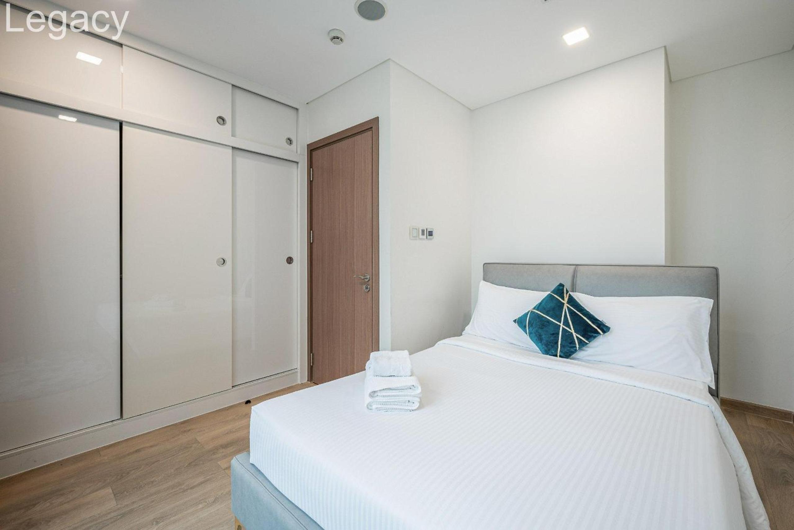 Landmark 81 Legacy Inn