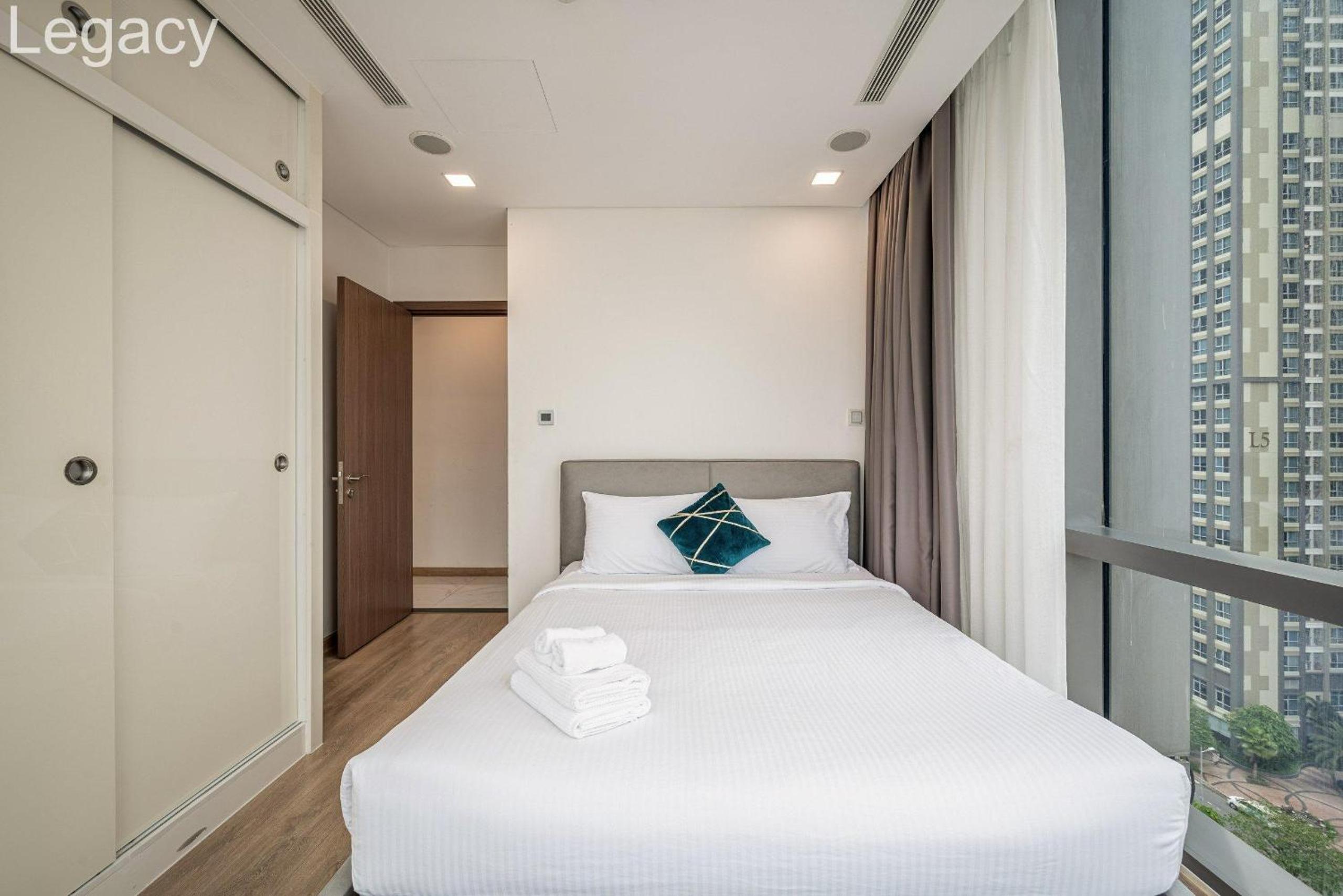 Landmark 81 Legacy Inn