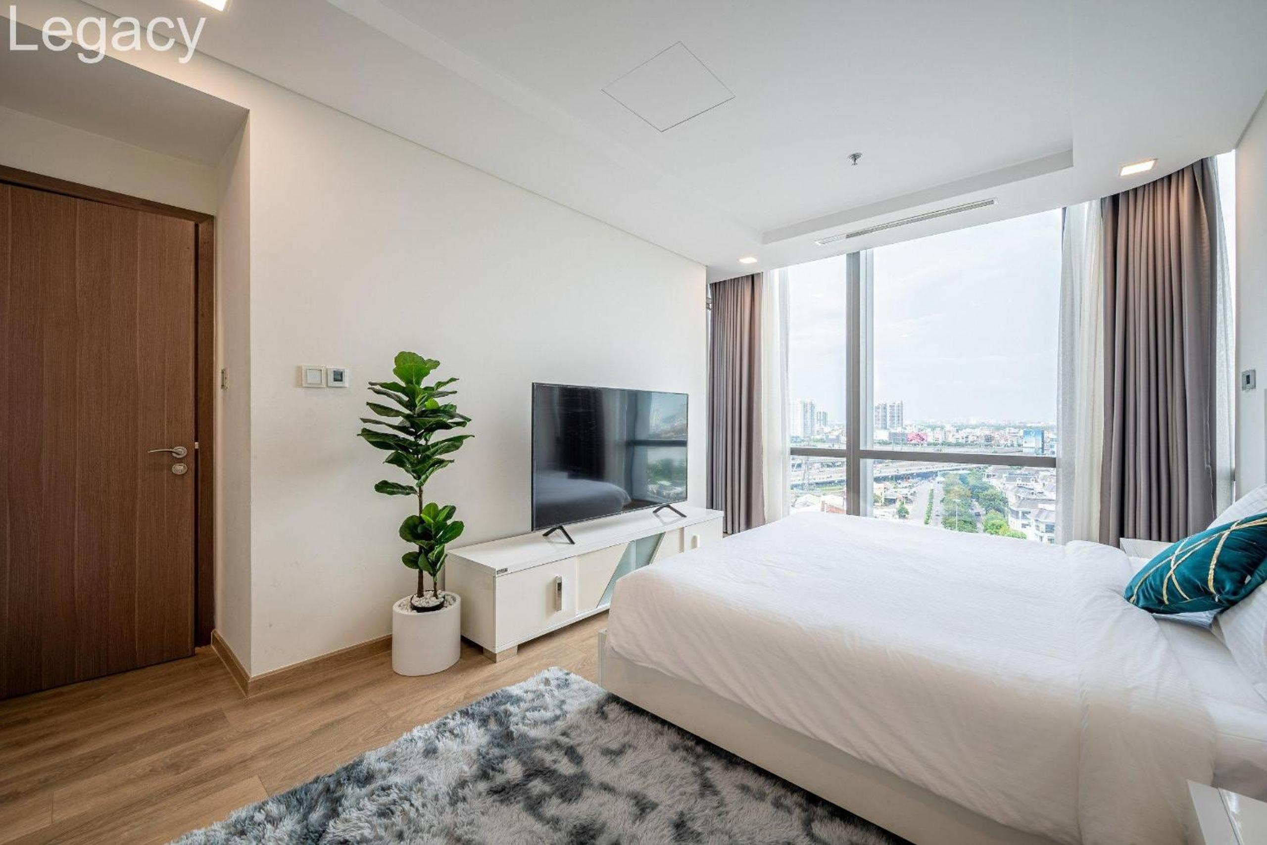 Landmark 81 Legacy Inn