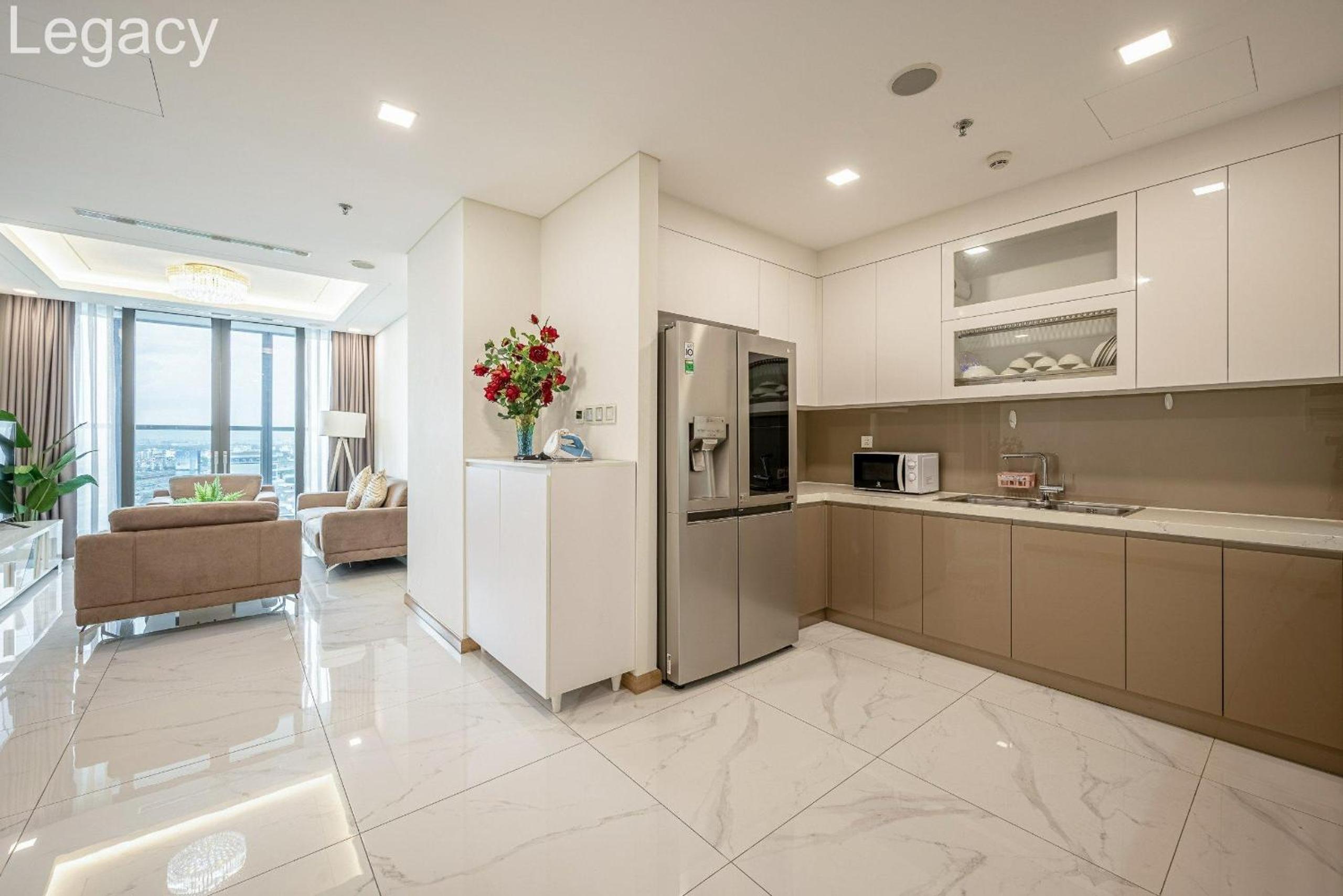 Landmark 81 Legacy Inn