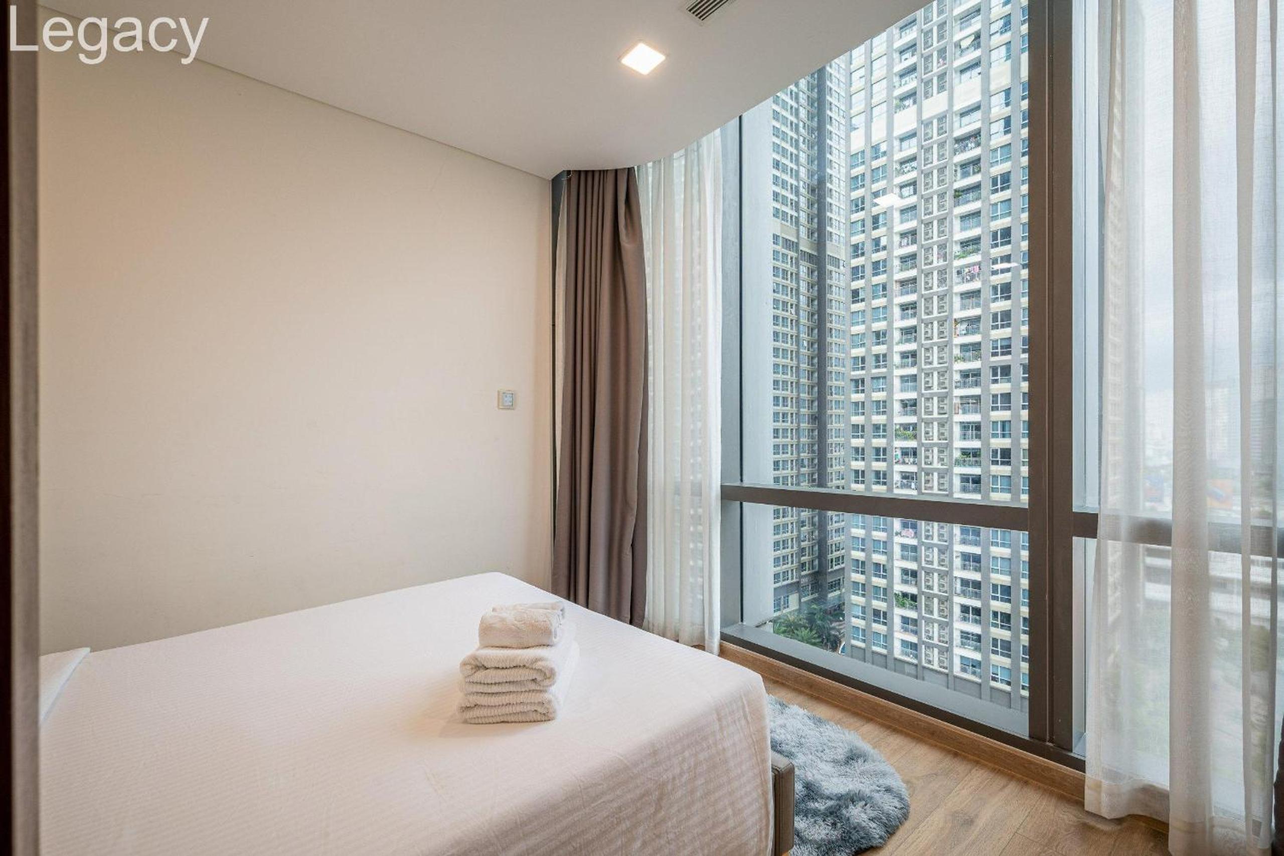 Landmark 81 Legacy Inn