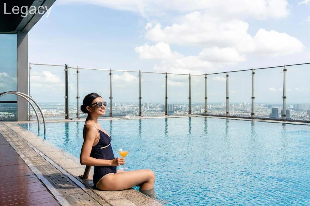 Landmark 81 Legacy Inn