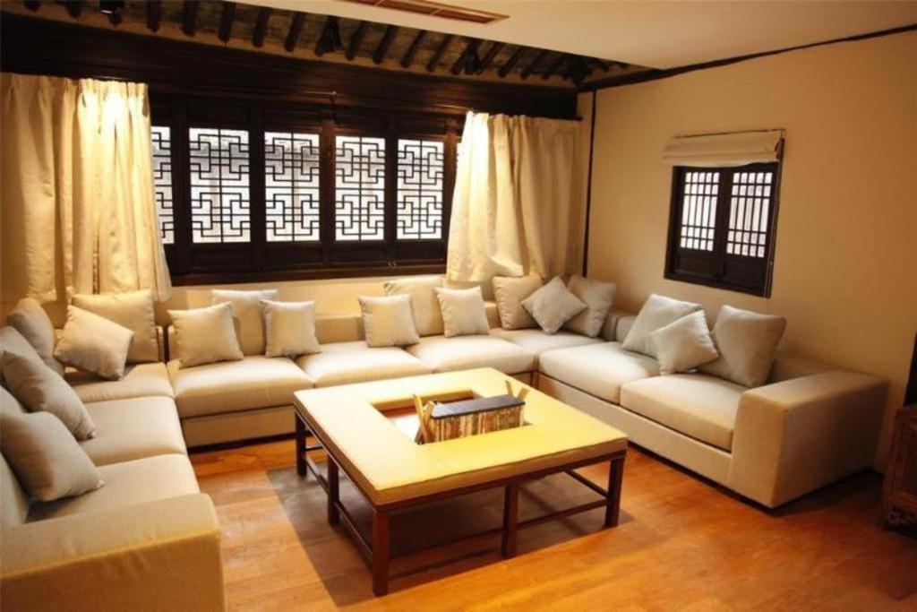 Blossom House Zhouzhuang Jixiang Yard