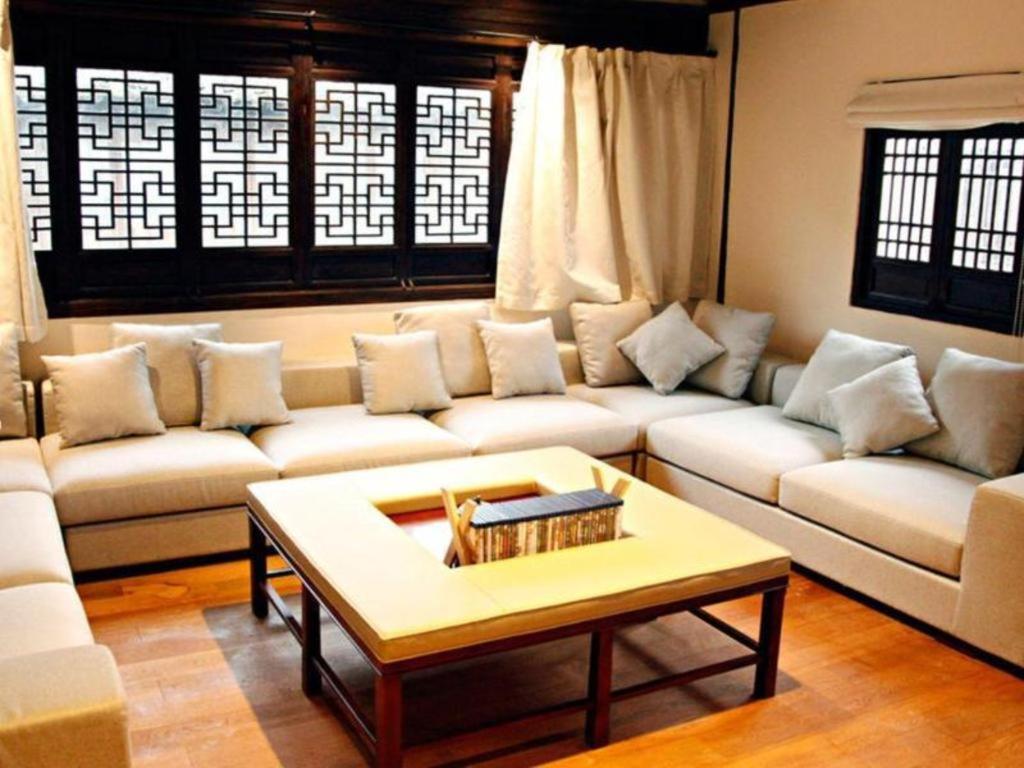 Blossom House Zhouzhuang Jixiang Yard
