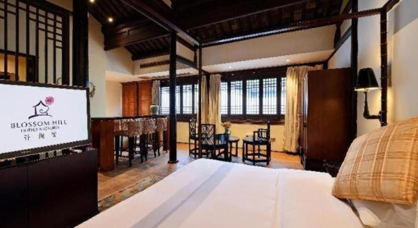 Blossom House Zhouzhuang Jixiang Yard