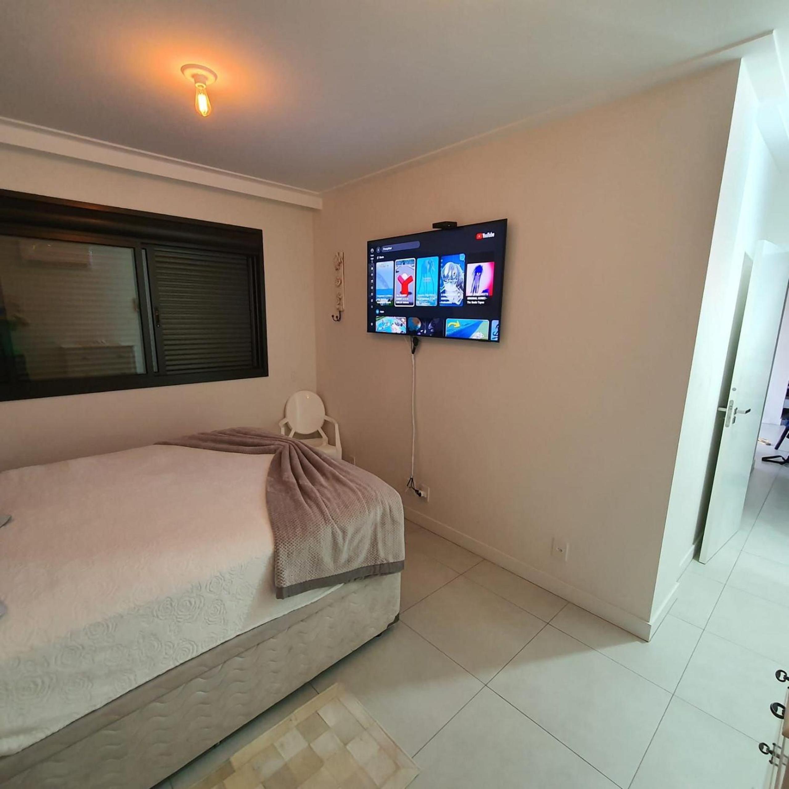 Comfortable Deluxe Apartment North of the Island