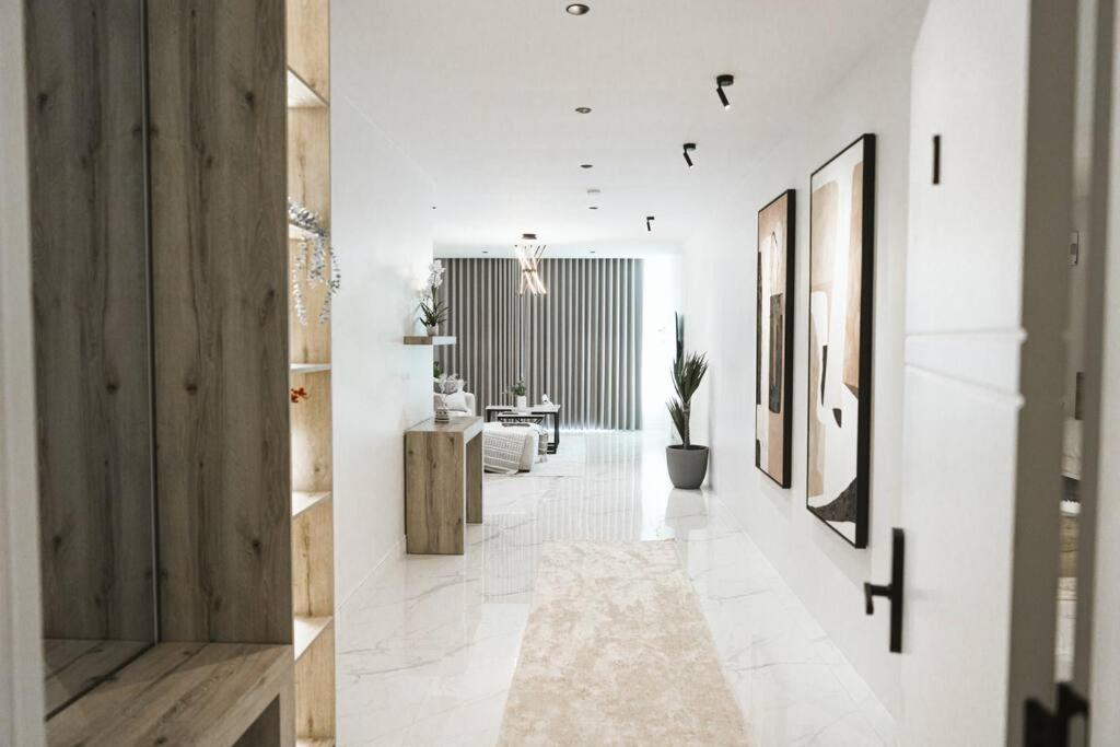 Sea & Formula View Apt, Jeddah — photo 17