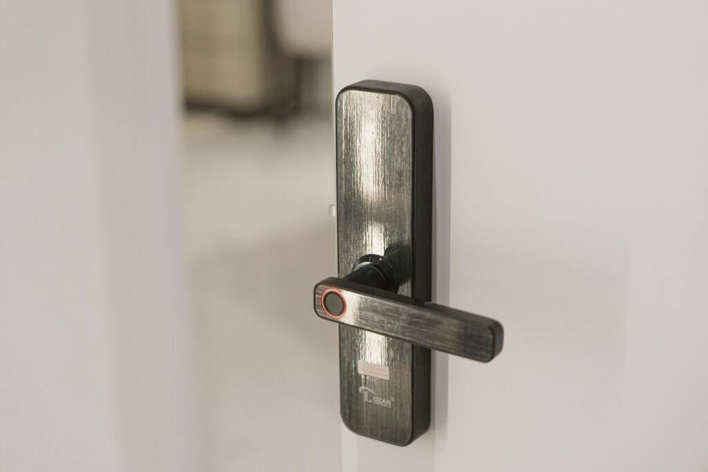 Sea & Formula View Apt, Jeddah — photo 11