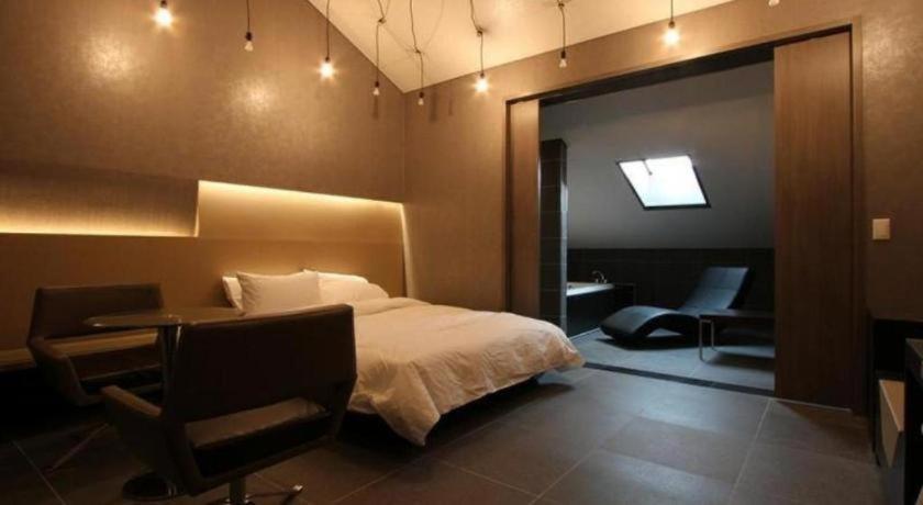 Valentine Hotel Ilsan